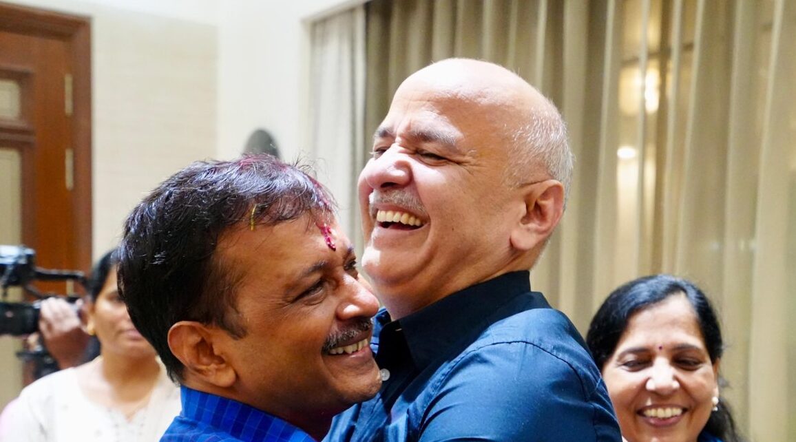 Kejriwal sisodia