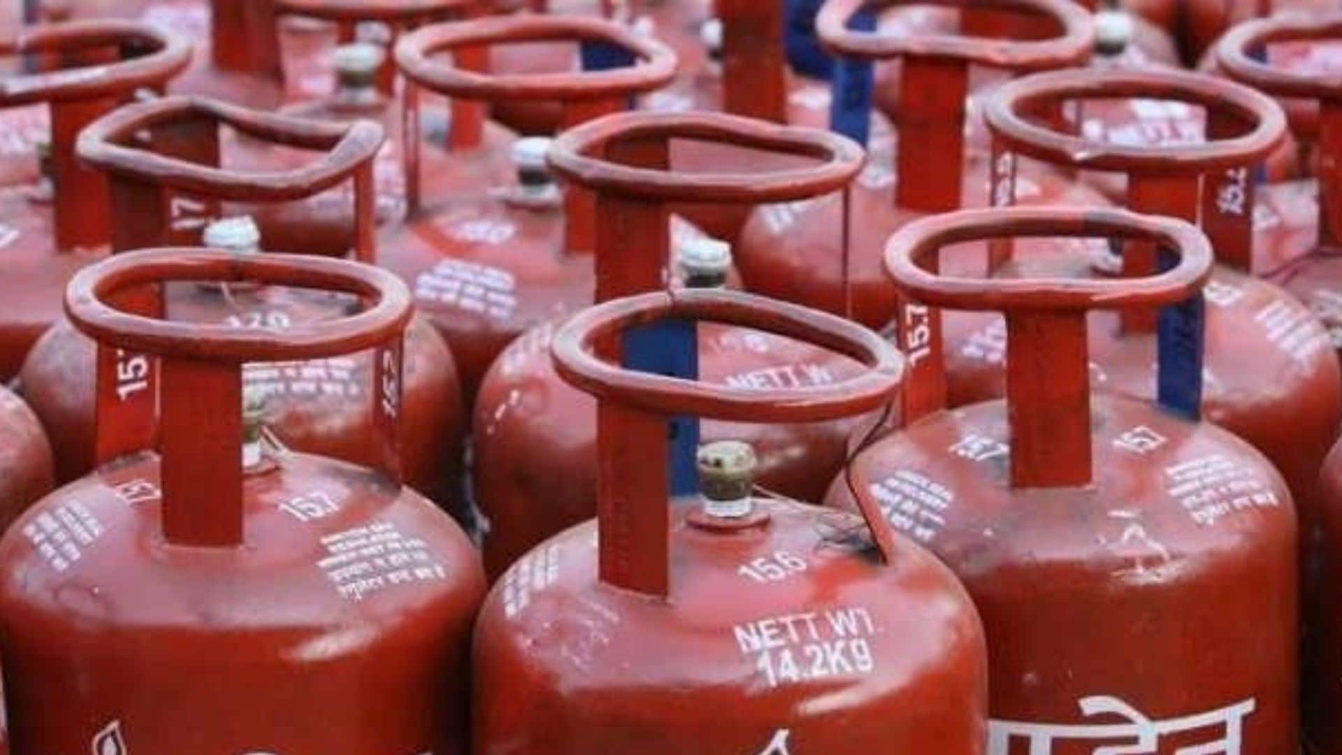 सीधा सवाल: अगर रसोई गैस की किल्त्त नहीं तो धड़ाधड़ क्यों बंद हो रहे होटल-रेस्टोरेंट ?